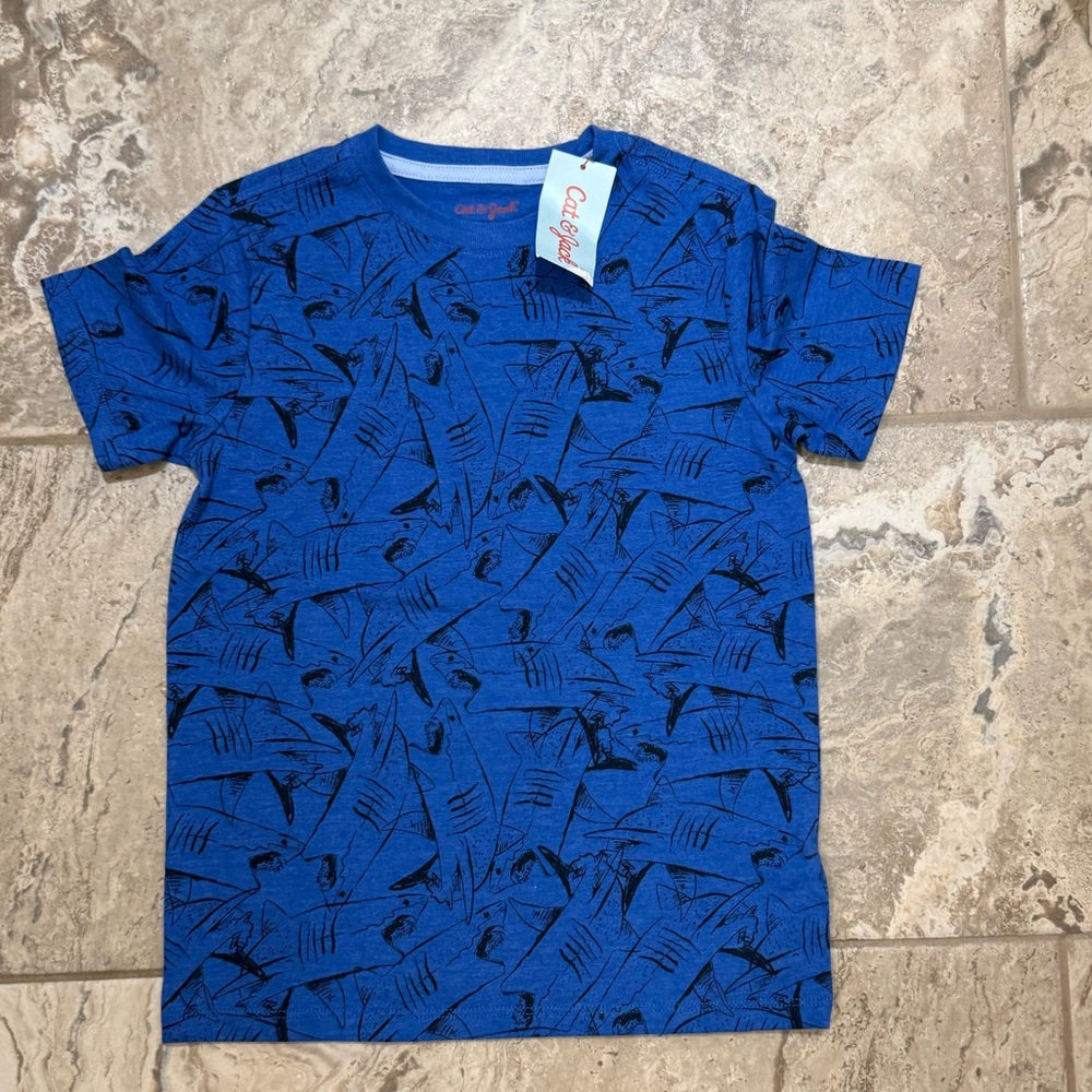 NWT size Small Cat and Jack Blue Shark Print Kids T-Shirt